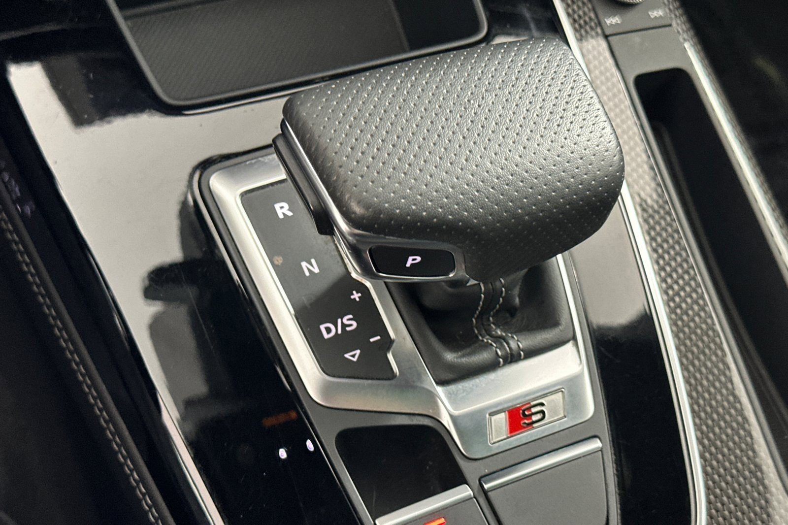 Used 2024 Audi SQ5 Premium Plus w/ Premium Plus Package image 20