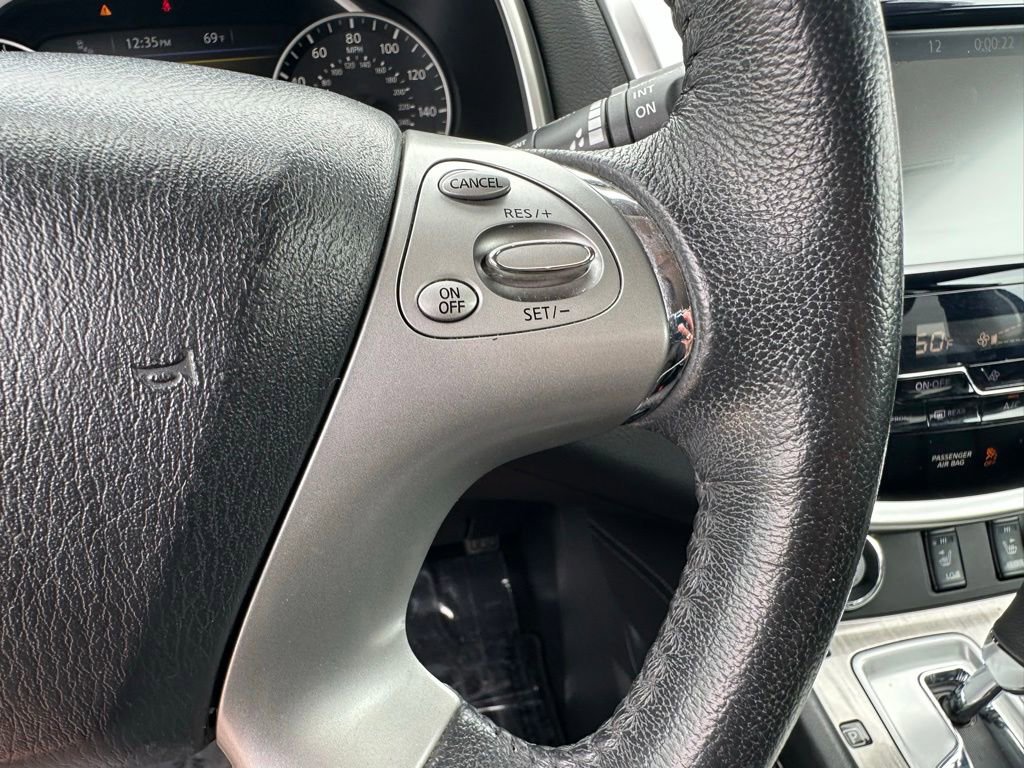 Used 2017 Nissan Murano SL w/ Cargo Package AWD/4WD image 22