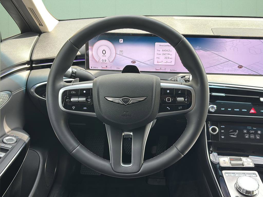 Certified 2026 Genesis GV70 2.5T AWD/4WD image 25