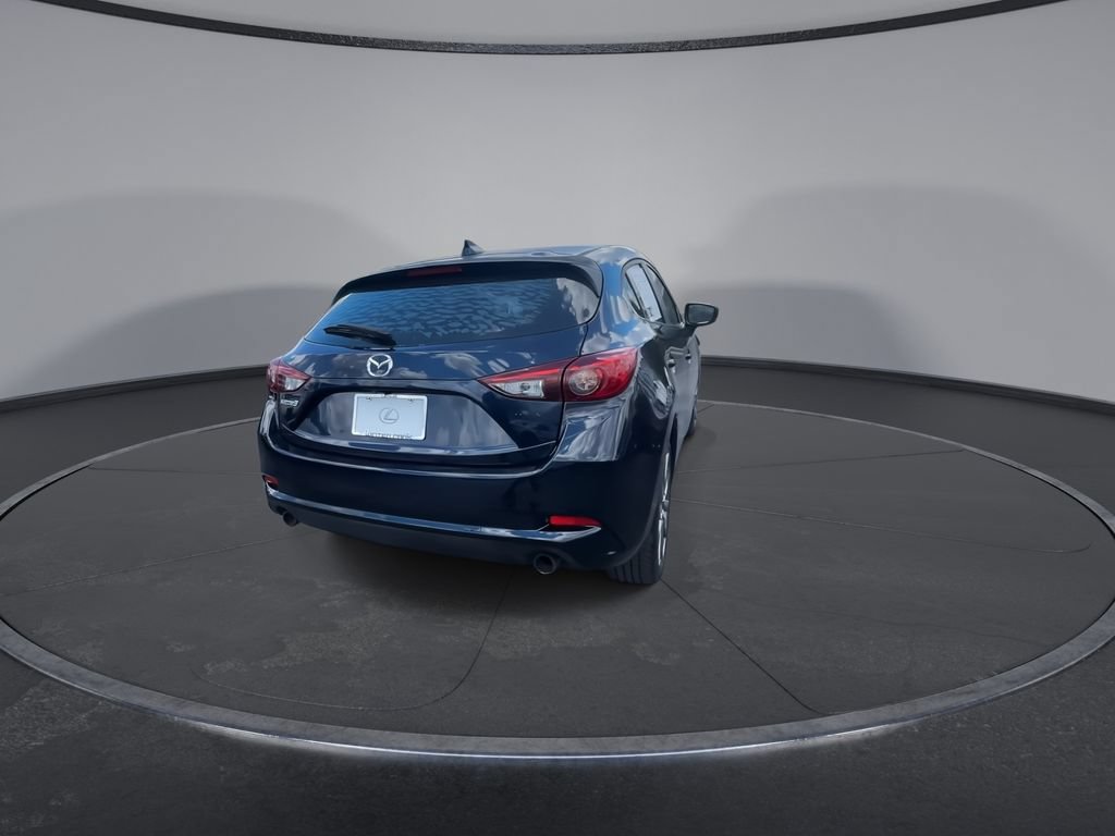 Used 2018 MAZDA MAZDA3 Touring FWD image 8