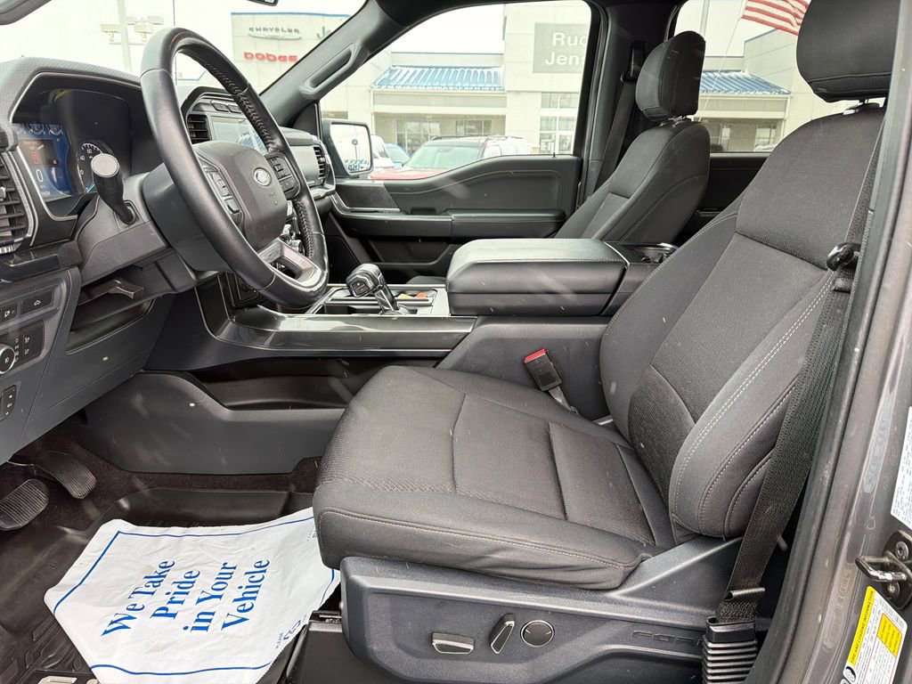 Used 2021 Ford F150 XLT w/ Equipment Group 302A High image 9