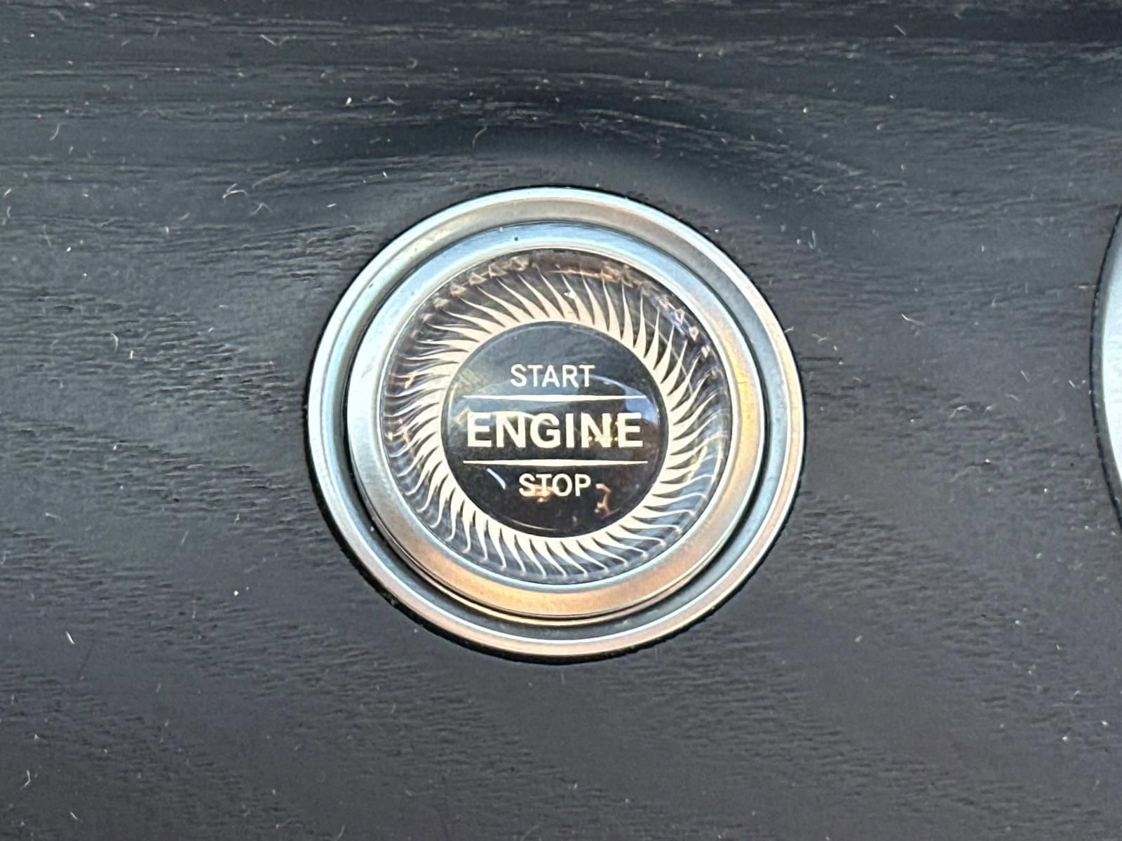 Used 2023 Mercedes-Benz E 350 4MATIC Sedan image 23