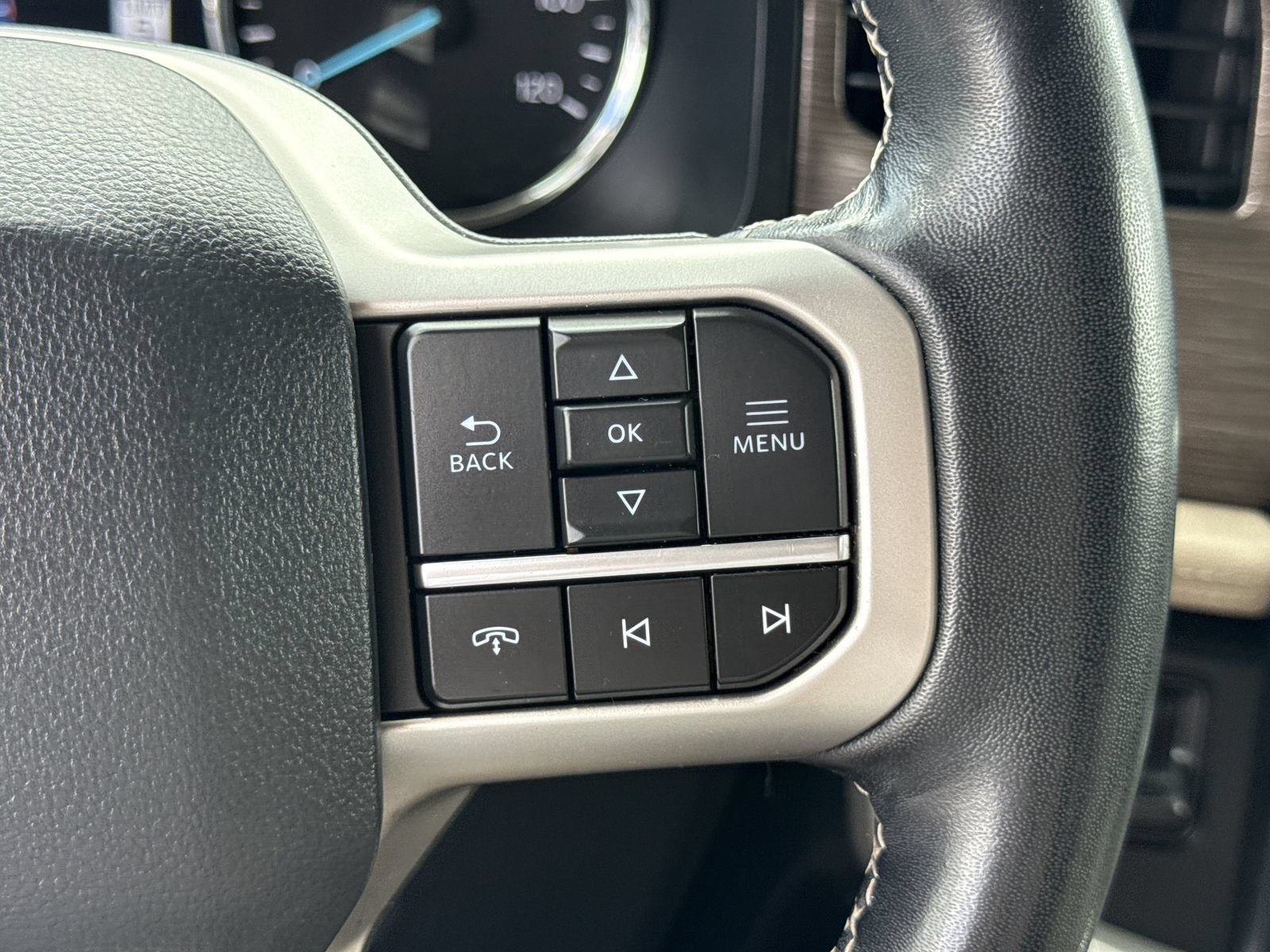 Certified 2024 Ford Expedition Max Limited RWD image 36
