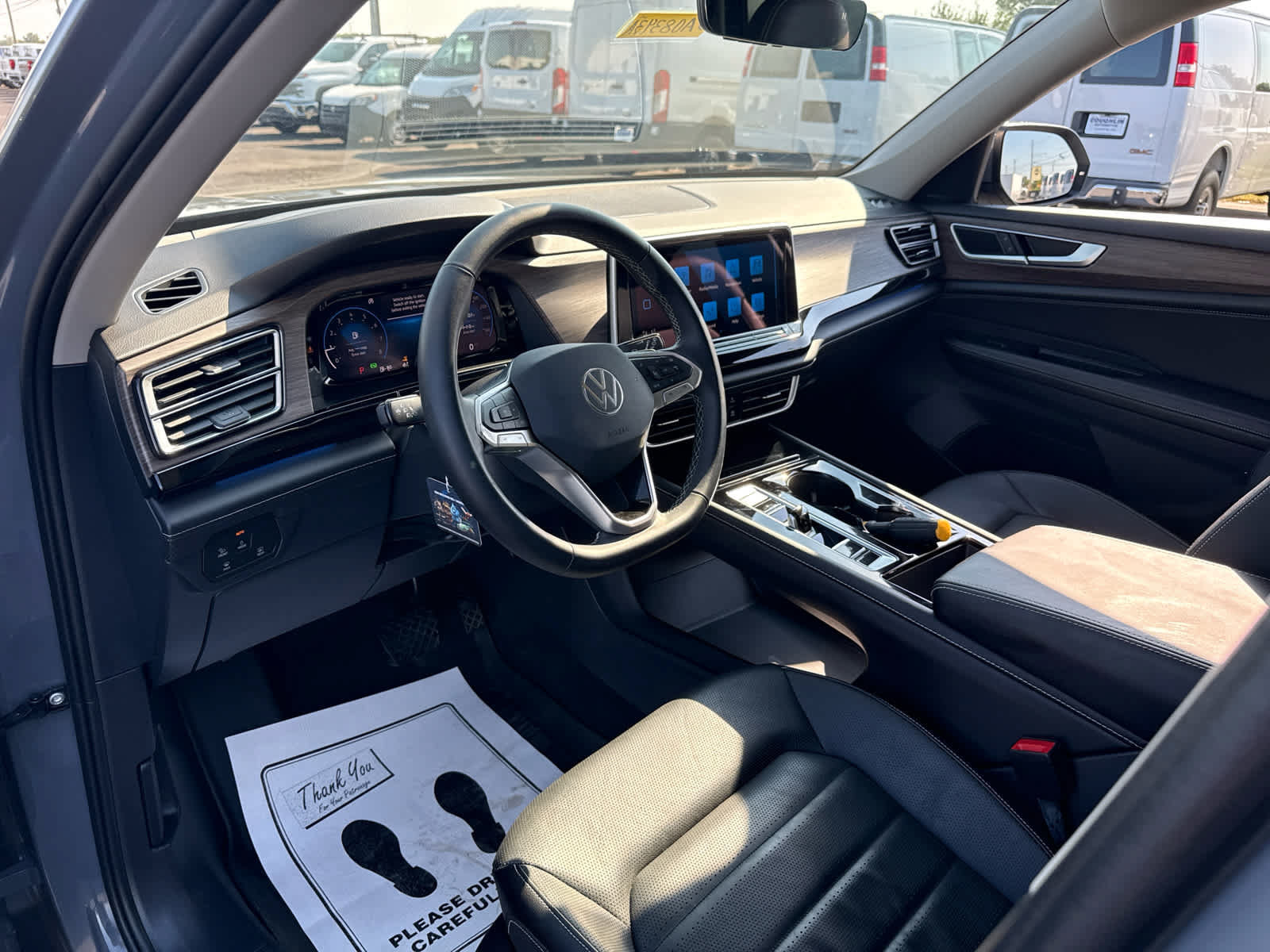 Used 2026 Volkswagen Atlas SEL AWD/4WD image 12