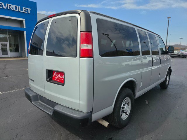 Used 2017 Chevrolet Express 2500 LS image 5