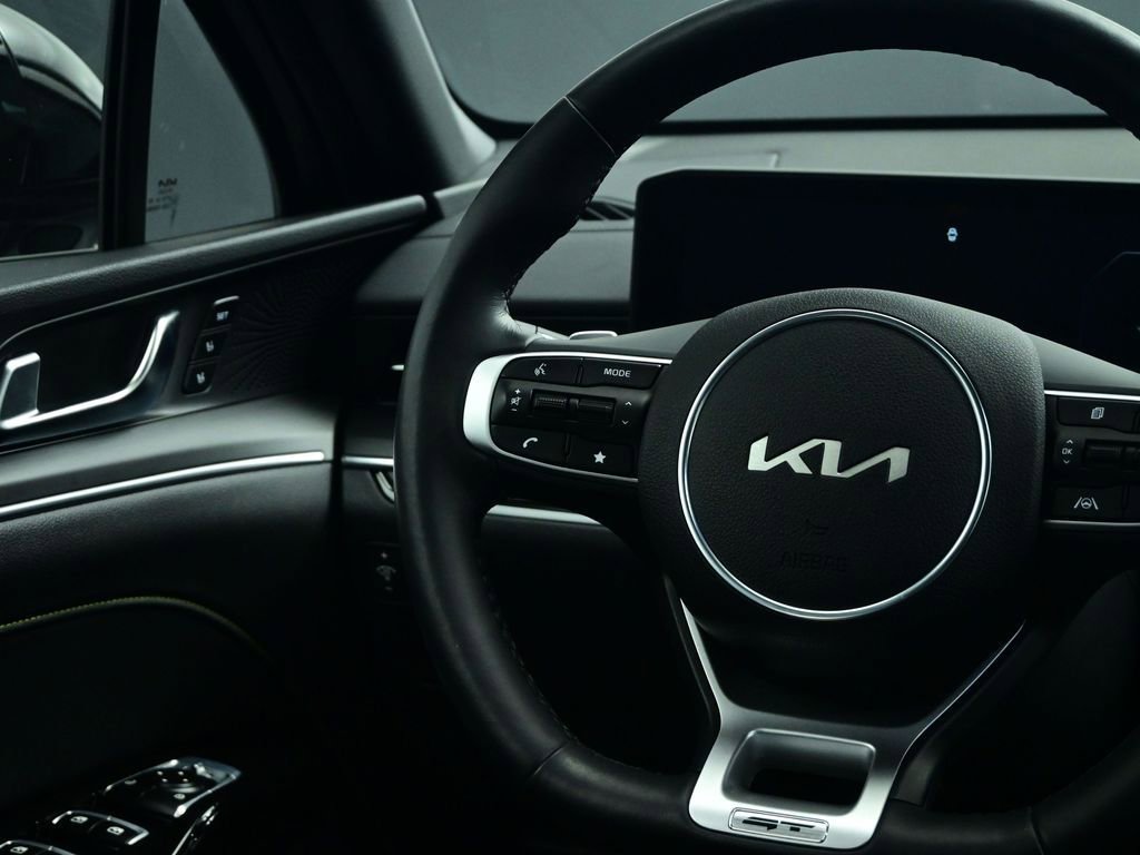 Used 2025 Kia K5 GT w/ GT1 Package image 42