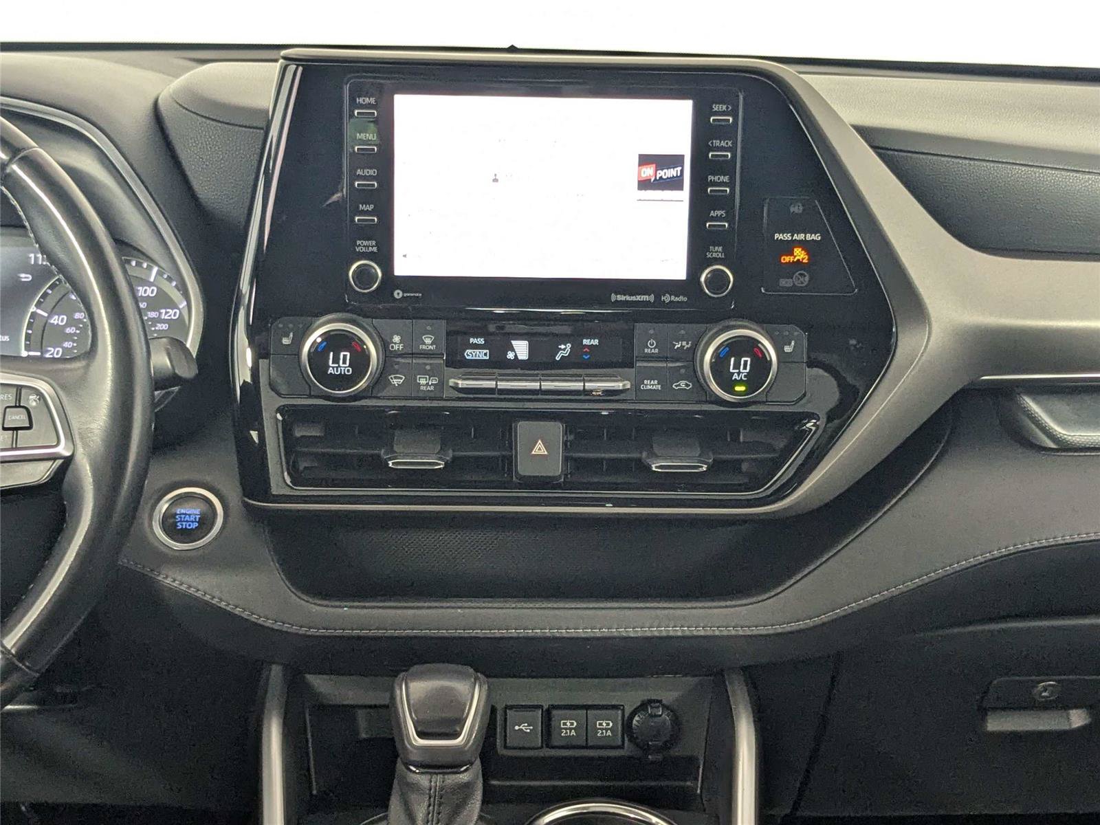 Used 2021 Toyota Highlander XLE FWD image 42