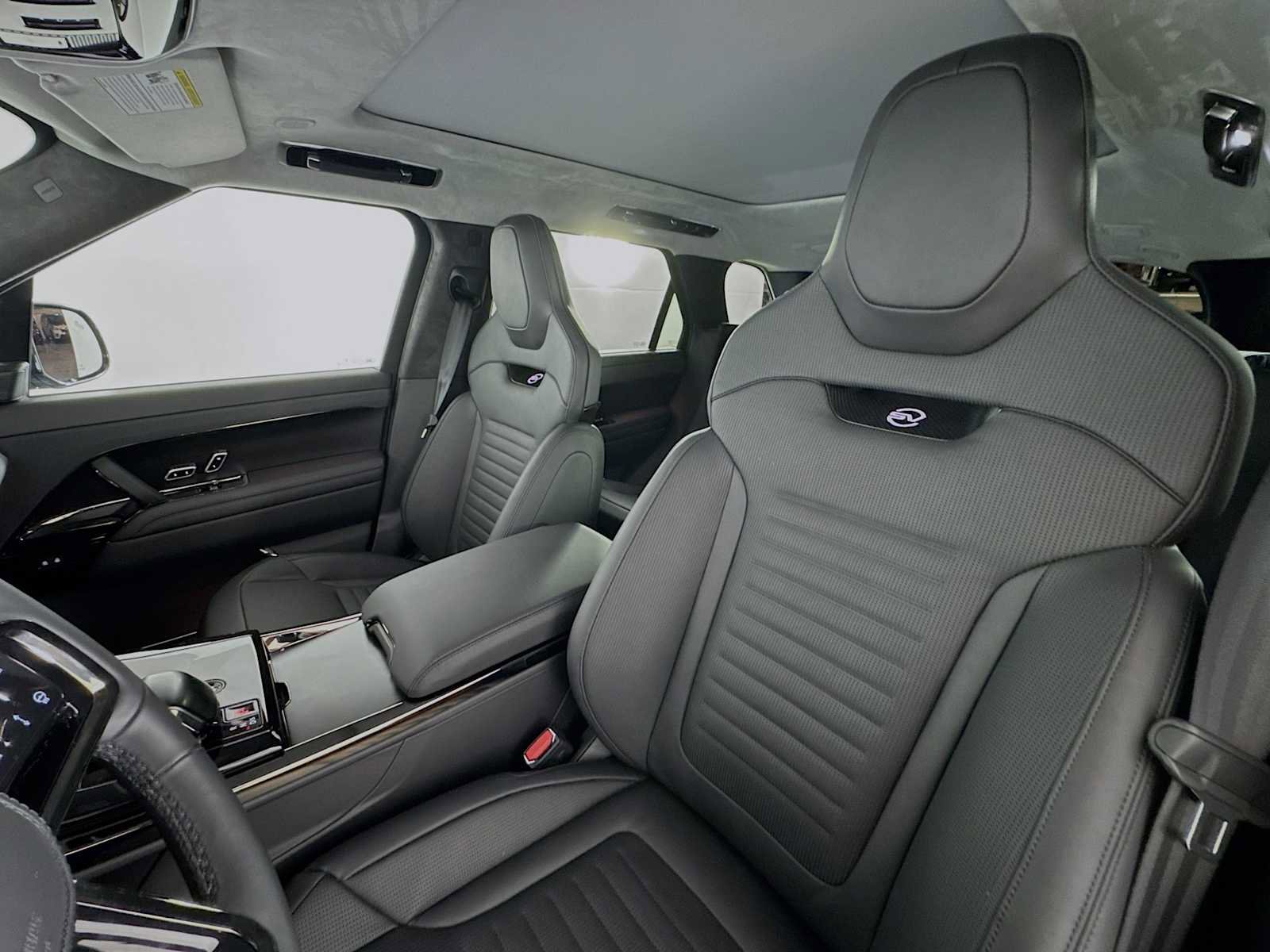 New 2025 Land Rover Range Rover Sport SV Edition Two image 9