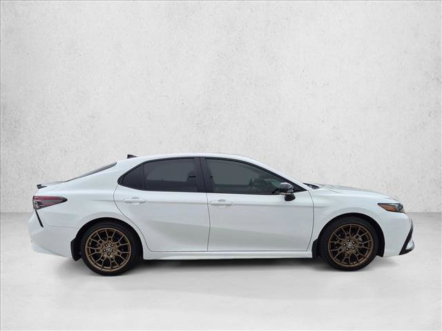 Used 2023 Toyota Camry SE w/ Convenience Package FWD image 4
