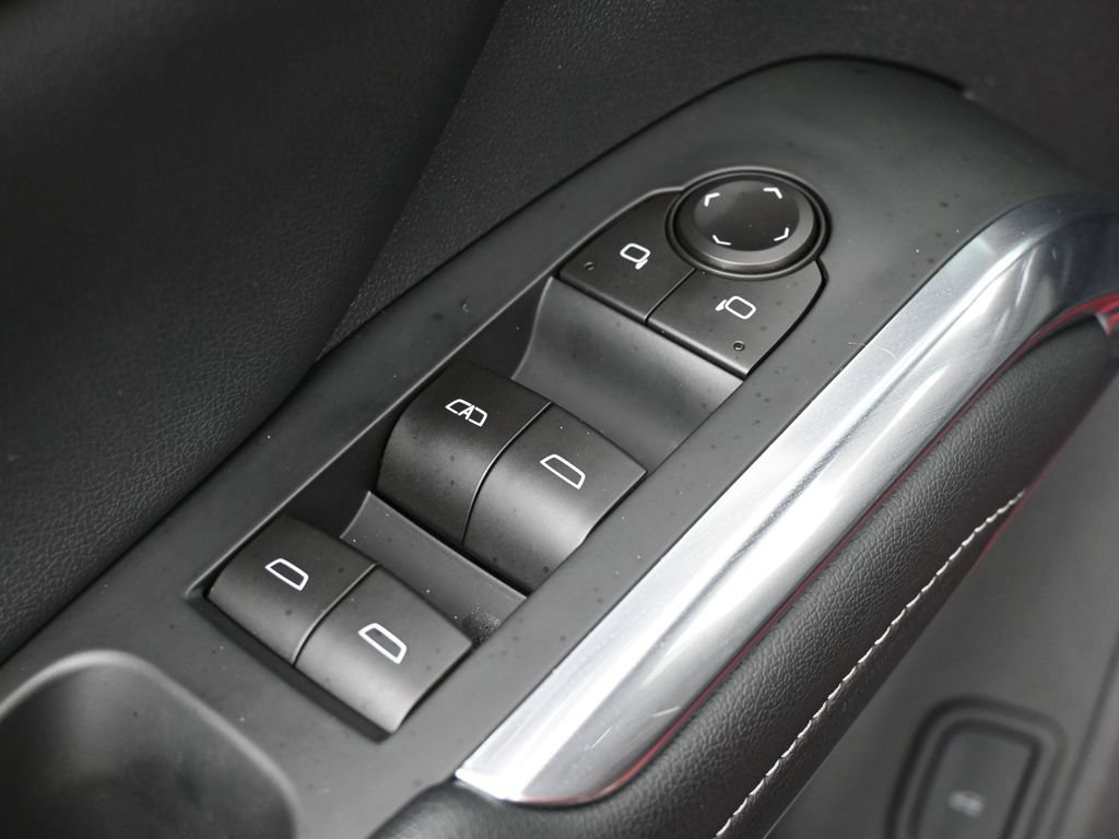 Used 2024 Chevrolet Traverse LT FWD image 15