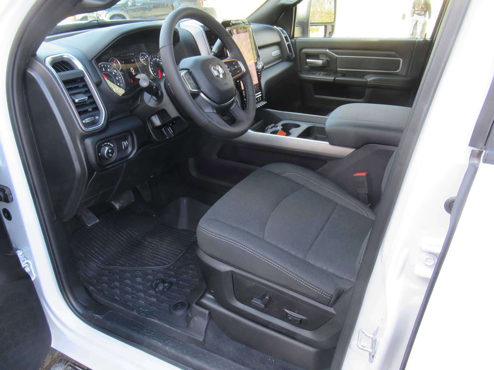 New 2026 RAM 2500 Big Horn image 24