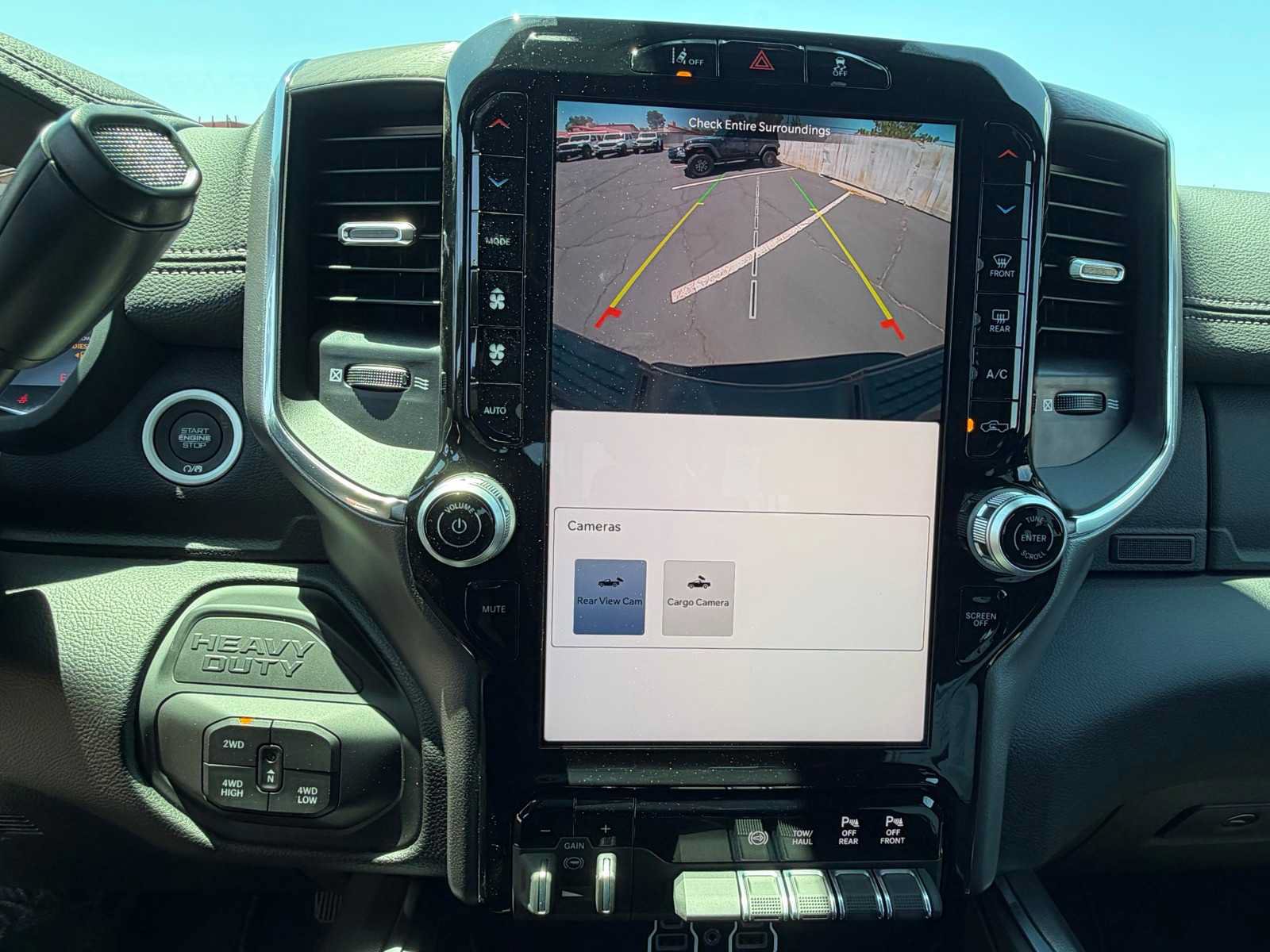 New 2026 RAM 2500 Laramie AWD/4WD image 31