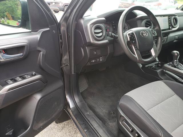 Used 2023 Toyota Tacoma TRD Off-Road AWD/4WD image 11