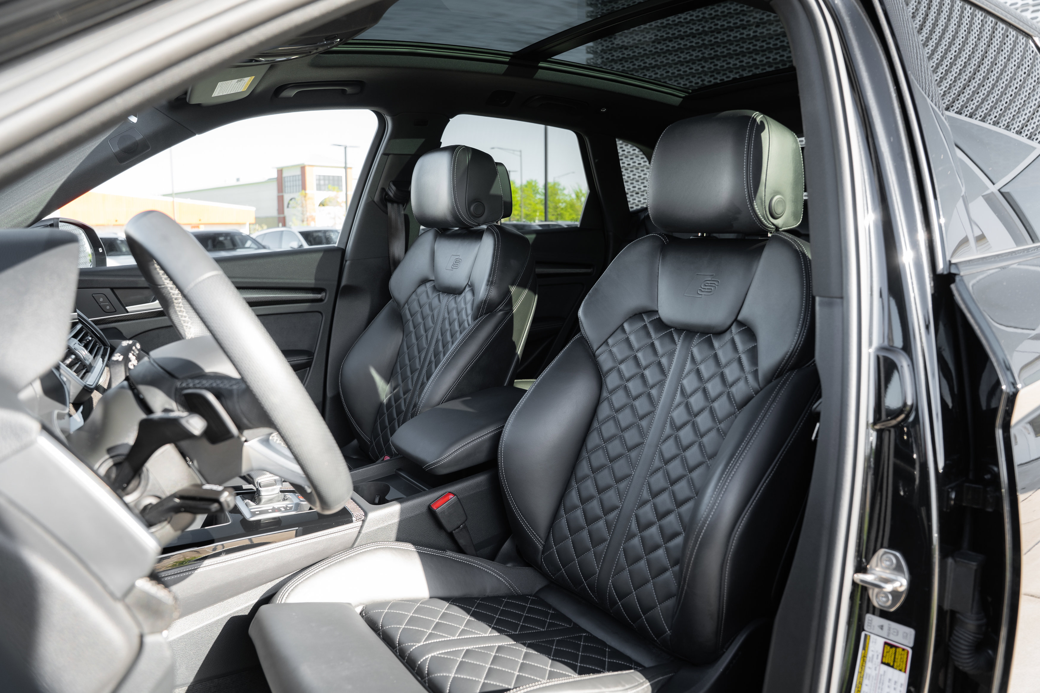 Certified 2023 Audi SQ5 Premium Plus w/ Premium Plus Package AWD/4WD image 24