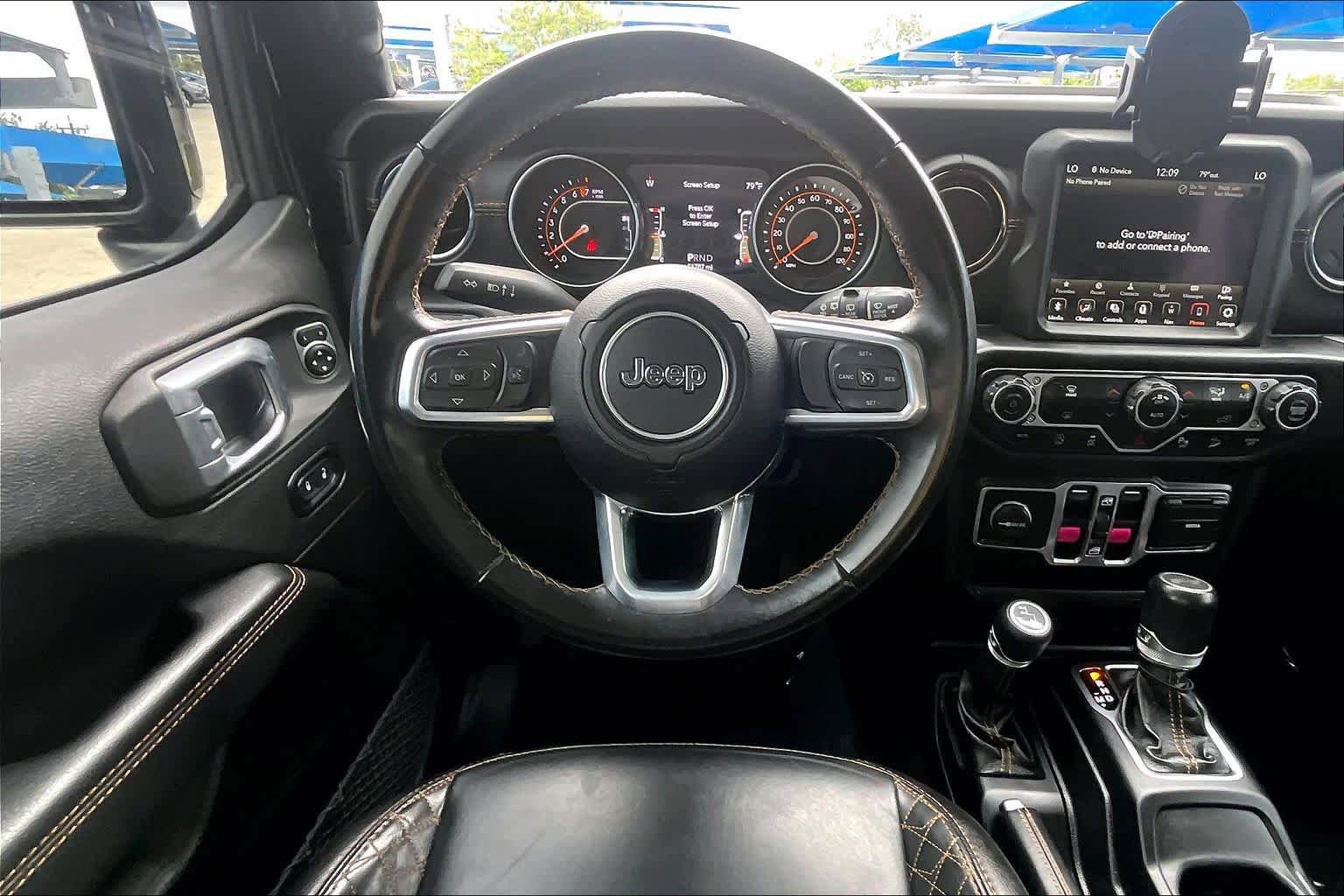 Used 2021 Jeep Wrangler Unlimited Sahara AWD/4WD image 6