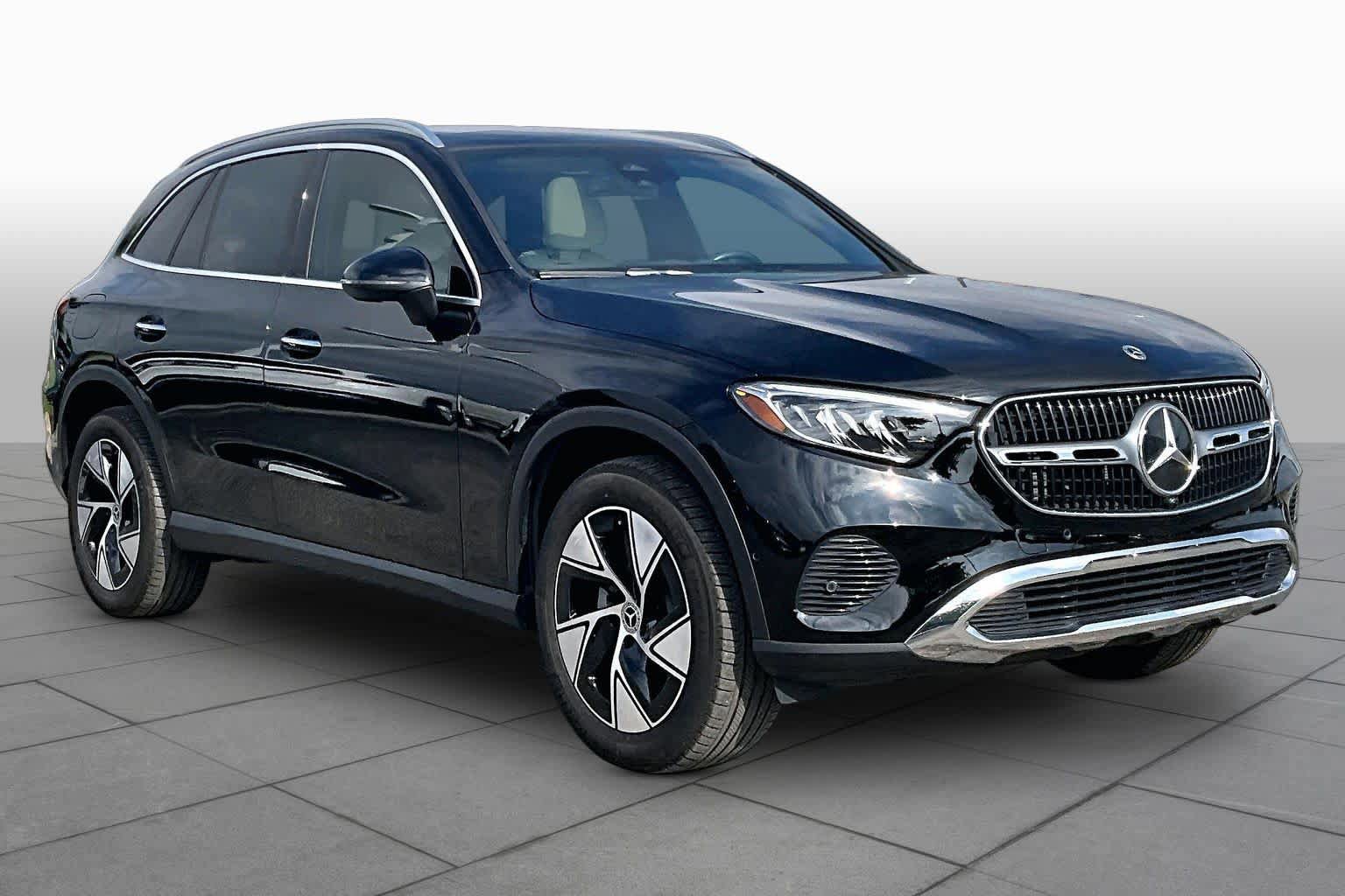 Certified 2024 Mercedes-Benz GLC 300 4MATIC image 3