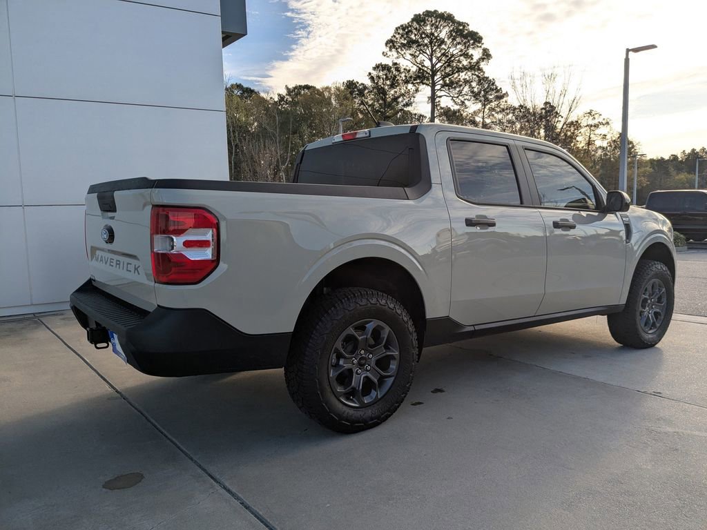 New 2025 Ford Maverick XLT w/ XLT Luxury Package image 4