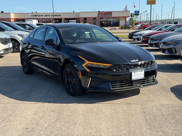 New 2026 Kia K5 LXS FWD image 1