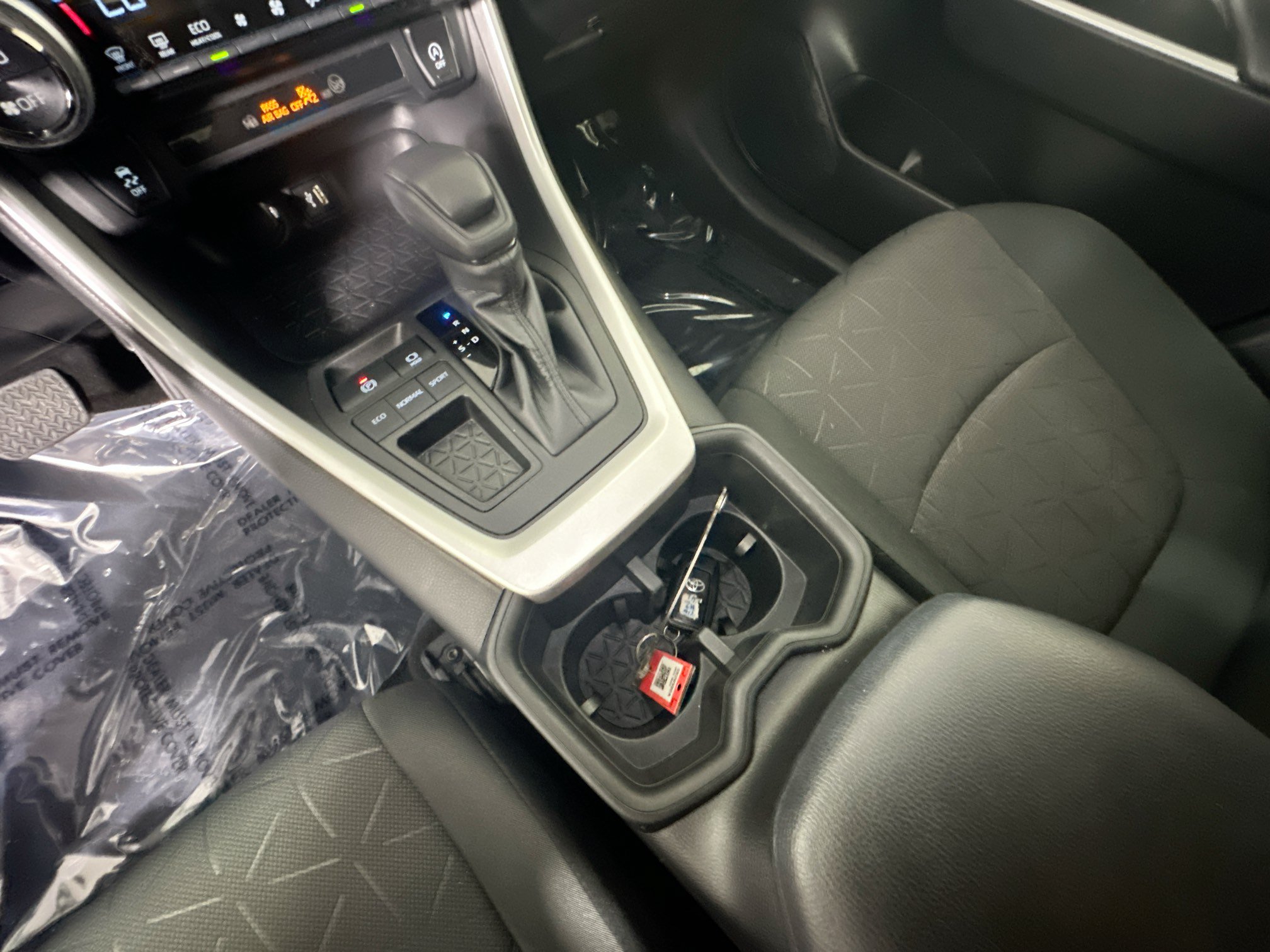 Certified 2023 Toyota RAV4 XLE w/ Convenience Package FWD image 22