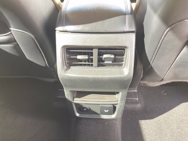 Used 2024 Ford Edge SEL w/ Convenience Package AWD/4WD image 32