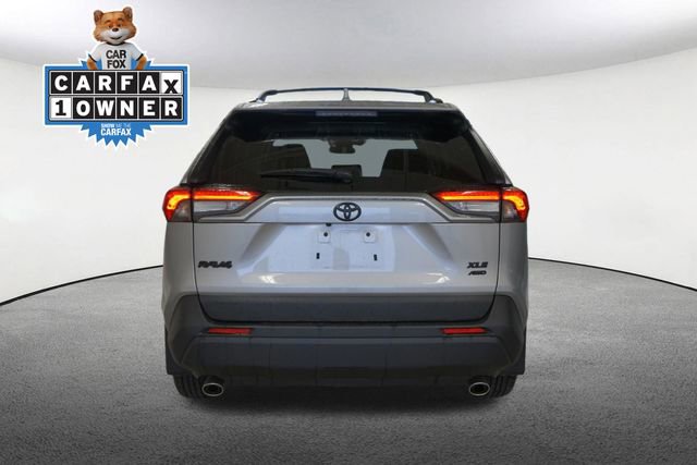 Used 2025 Toyota RAV4 XLE w/ Convenience Package image 12
