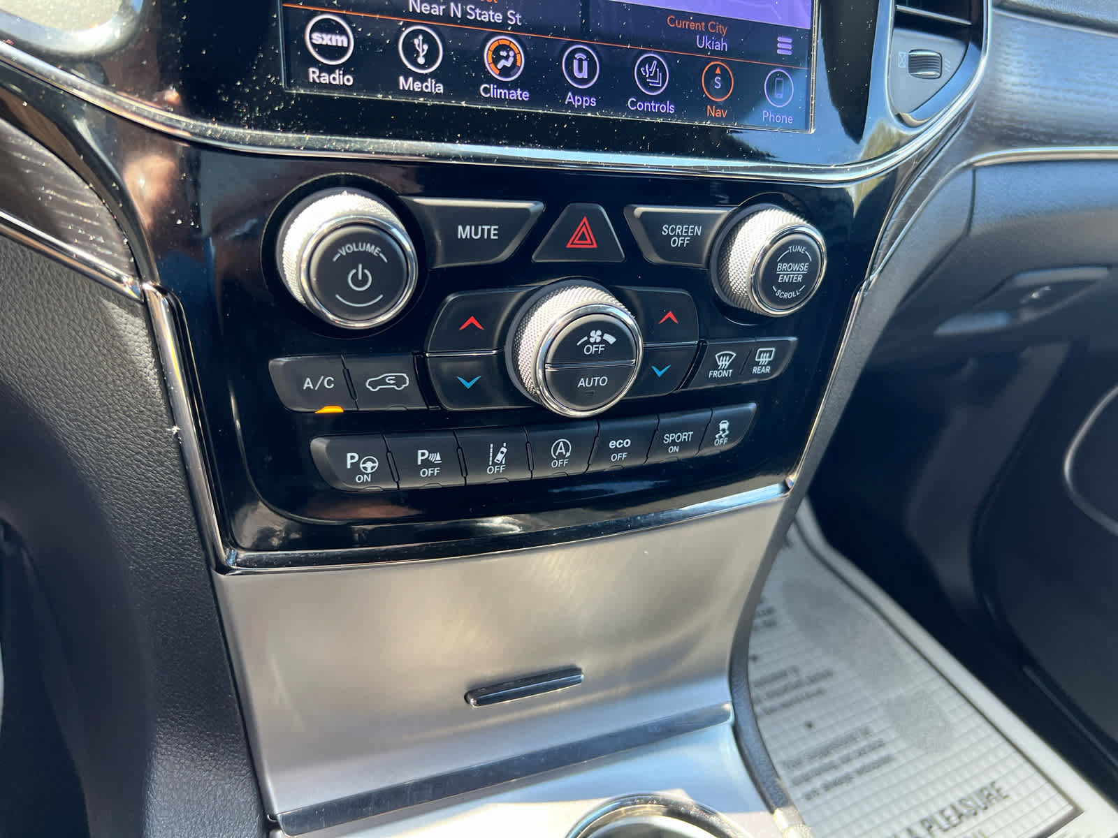 Used 2019 Jeep Grand Cherokee High Altitude AWD/4WD image 23