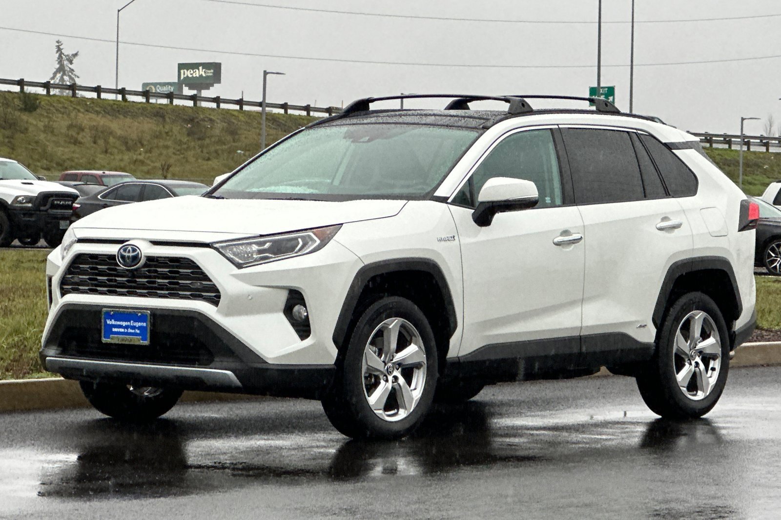 Used 2021 Toyota RAV4 Limited image 7