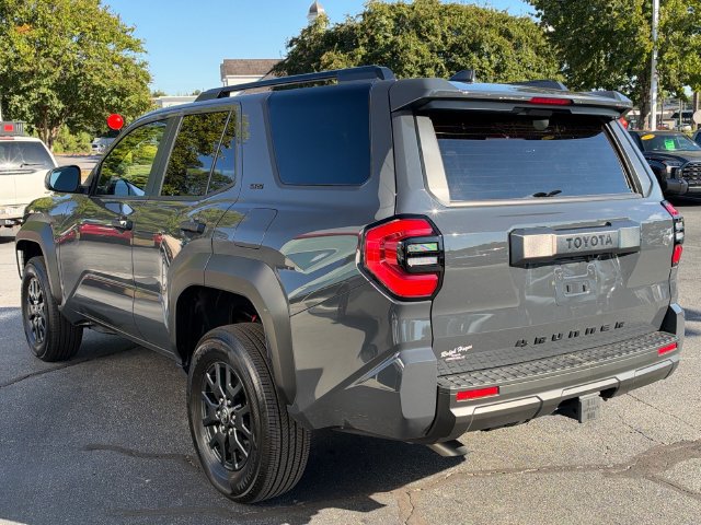 Used 2026 Toyota 4Runner SR5 RWD image 6