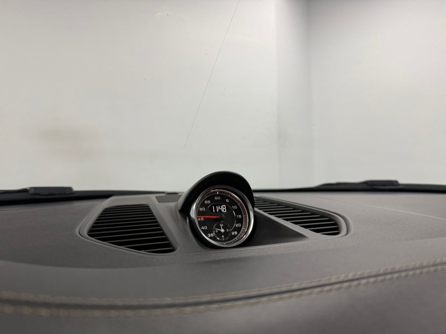 Used 2015 Porsche 911 Turbo S AWD/4WD image 52