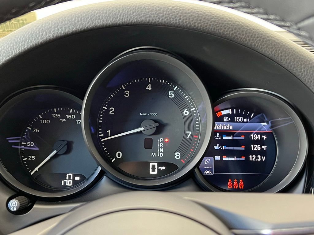 New 2026 Porsche Macan image 16