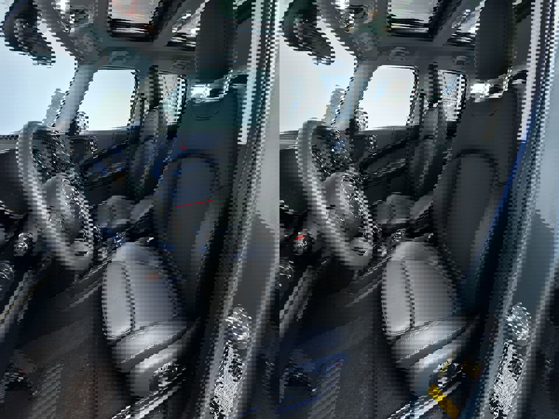 Used 2024 MINI Cooper Countryman S w/ Premium Package image 13