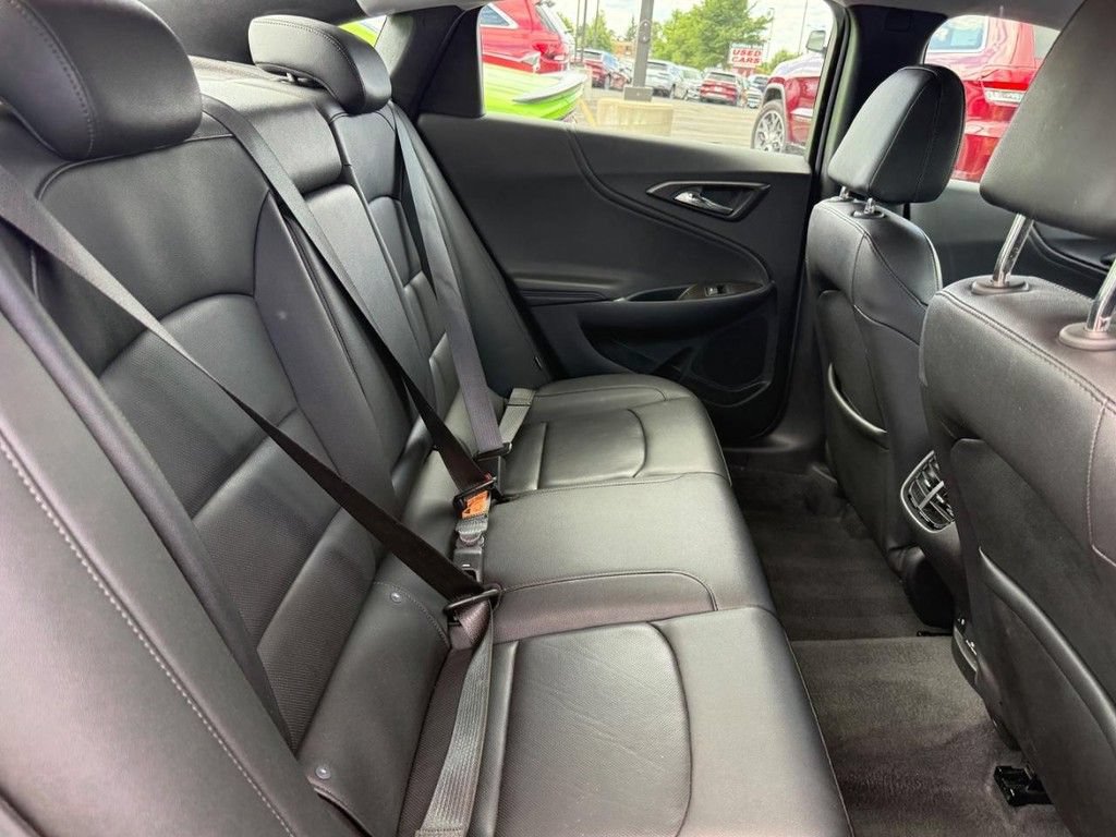 Used 2024 Chevrolet Malibu LT FWD image 7