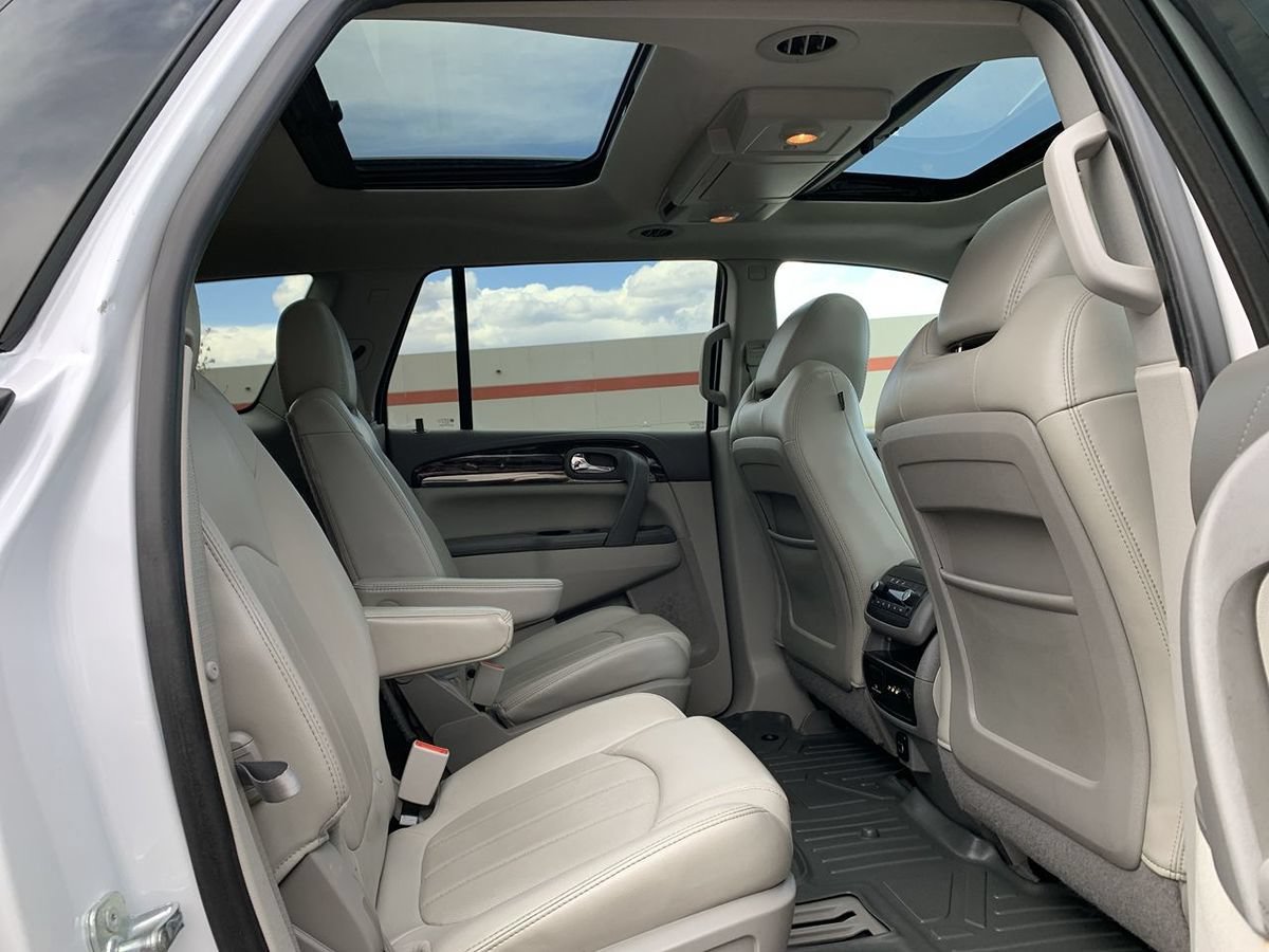 Used 2017 Buick Enclave Premium w/ Experience Buick Package AWD/4WD image 32