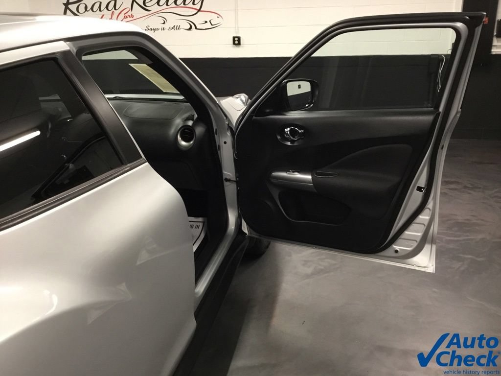 Used 2017 Nissan Juke SV AWD/4WD image 39