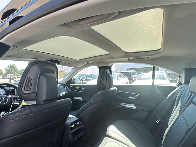 New 2026 Mercedes-Benz E 350 4MATIC Sedan image 13
