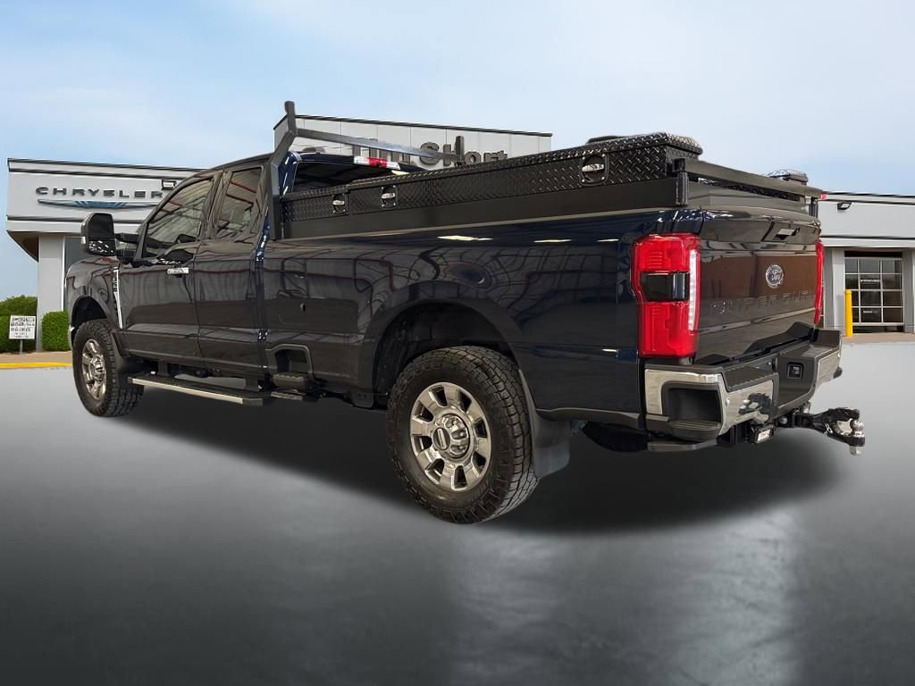 Used 2024 Ford F350 Lariat w/ Chrome Package image 3