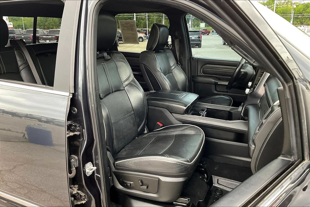 Used 2021 RAM 2500 Limited AWD/4WD image 16