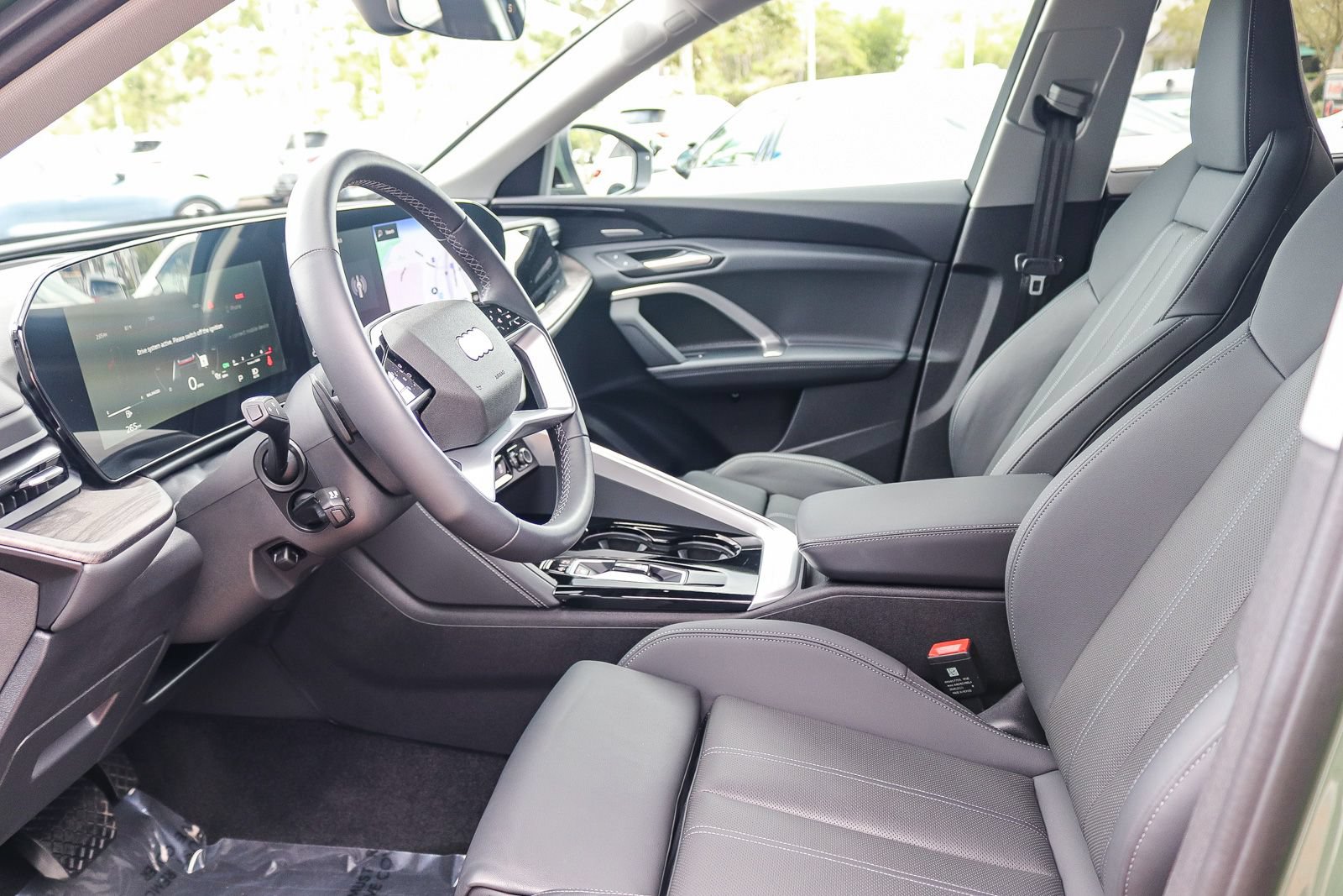 Certified 2025 Audi Q5 Premium w/ Premium Plus AWD/4WD image 20