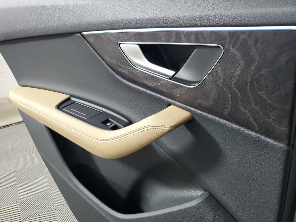 New 2026 Audi Q7 3.0T Premium Plus image 18