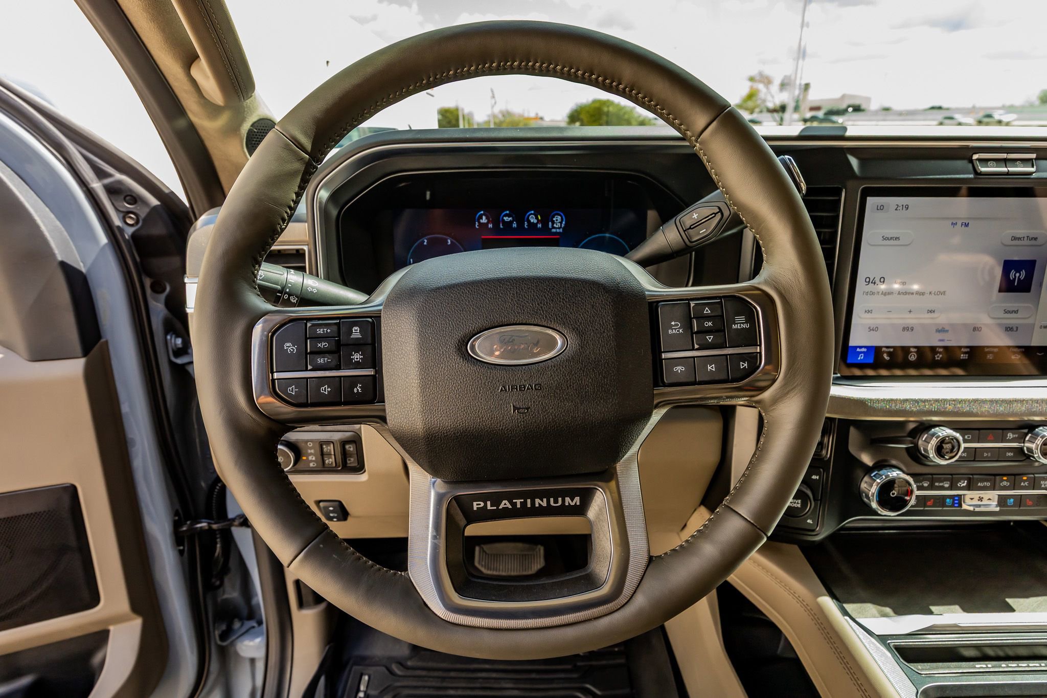 Used 2026 Ford F450 Platinum w/ Platinum Plus Package image 18