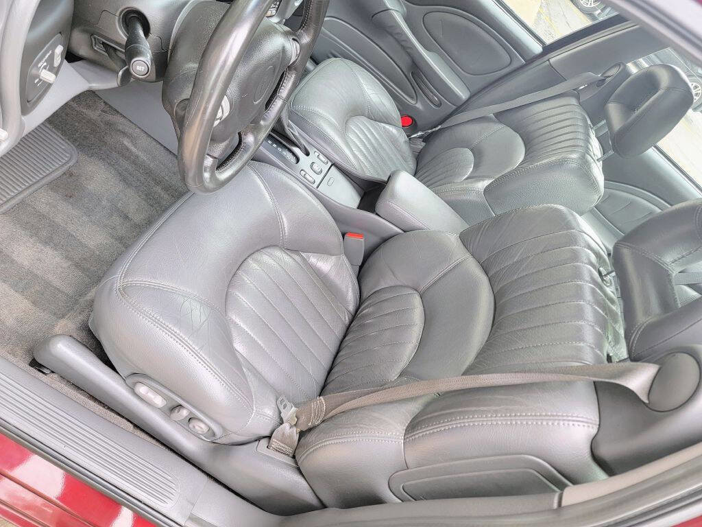 Used 2000 Pontiac Bonneville SSEi FWD image 8
