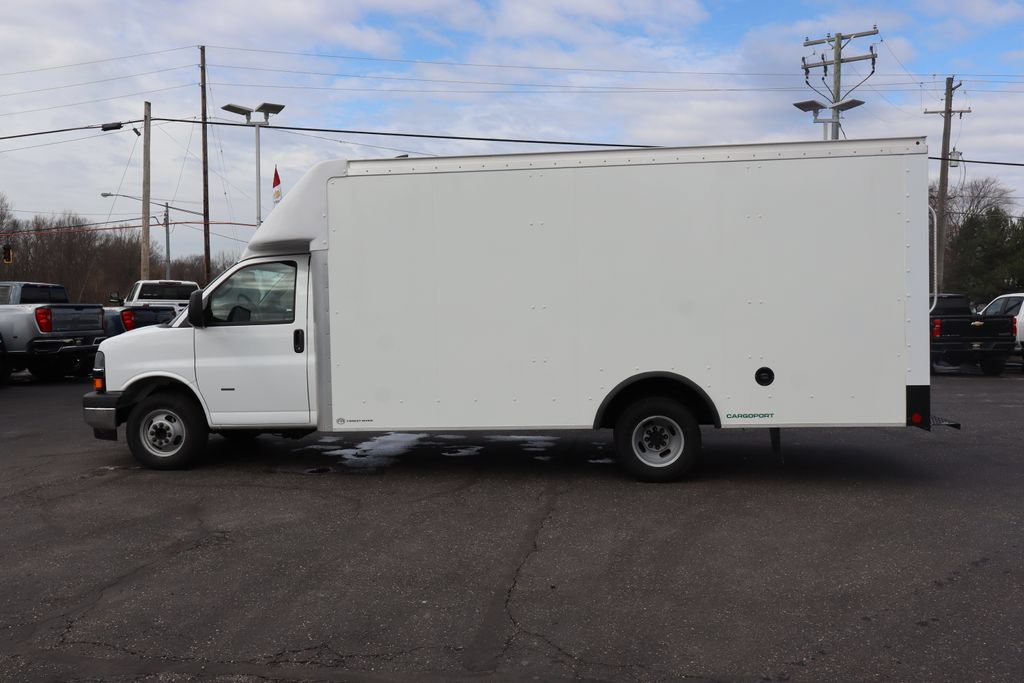 New 2026 Chevrolet Express 3500 w/ Power Convenience Package RWD image 23
