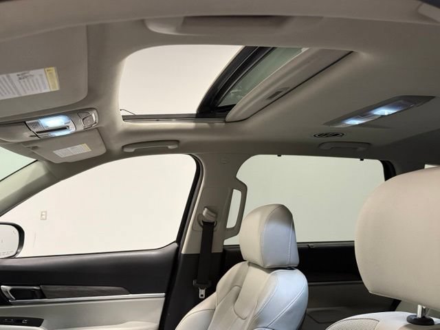 Used 2022 Kia Telluride EX FWD image 31