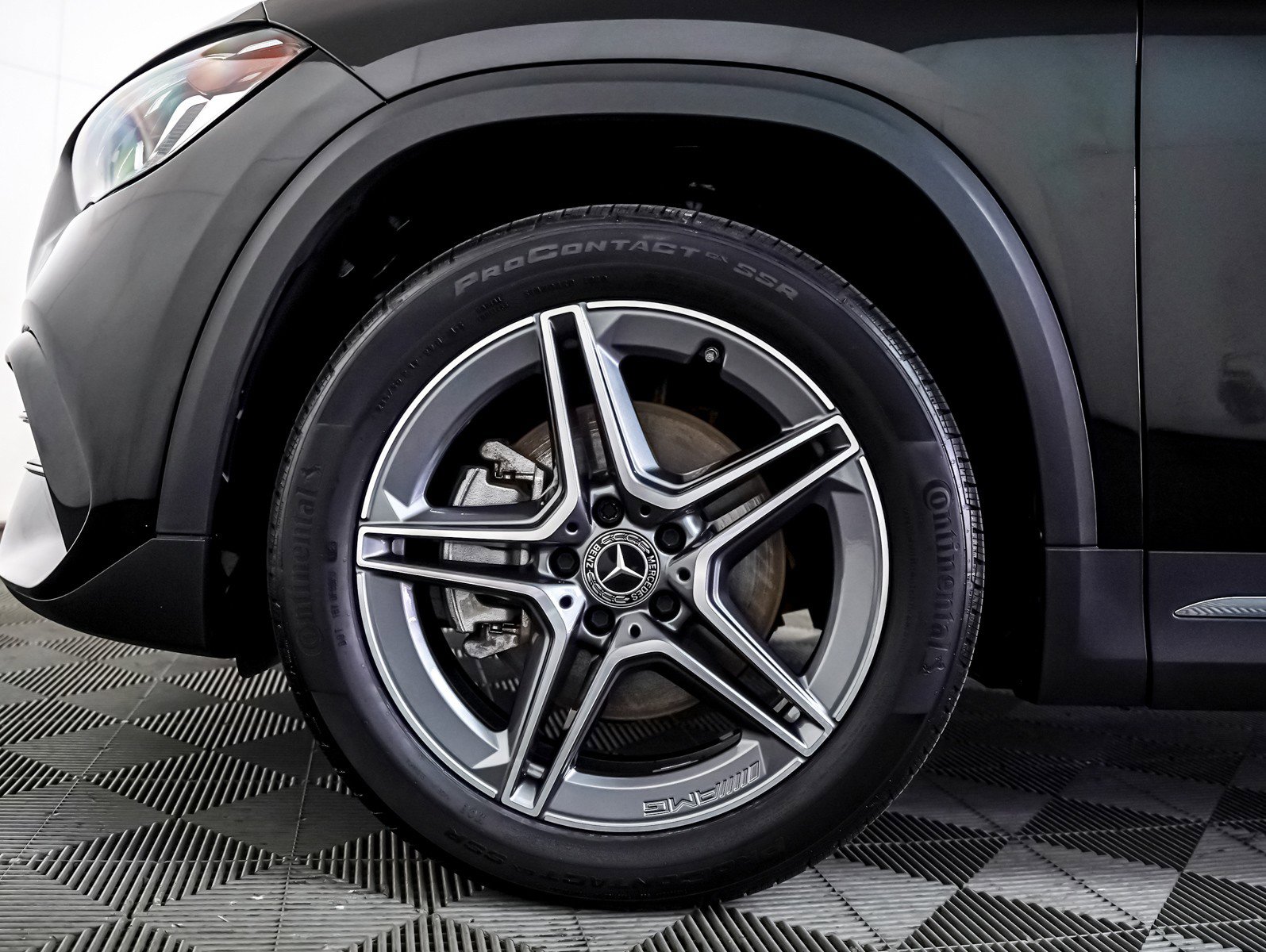 Certified 2023 Mercedes-Benz GLA 250 4MATIC w/ AMG Line Exterior image 6