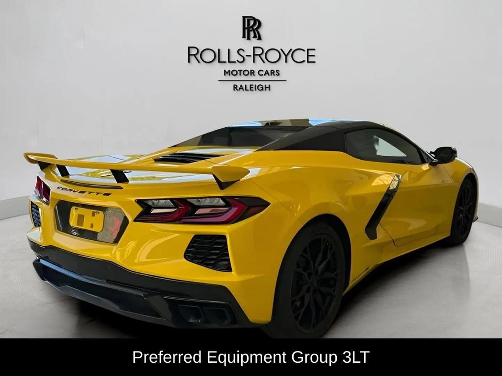 Used 2025 Chevrolet Corvette Stingray Premium Conv w/ Z51 Performance Package RWD image 4