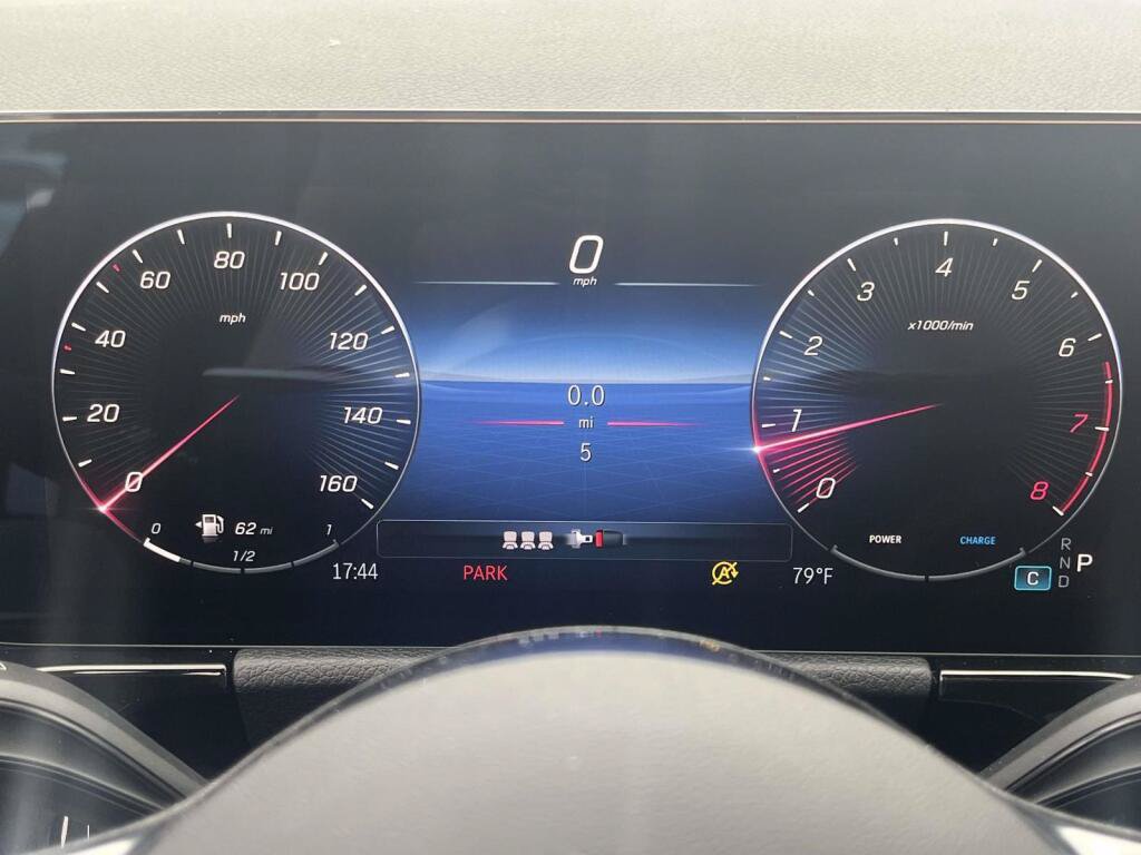 New 2026 Mercedes-Benz GLA 250 4MATIC image 3