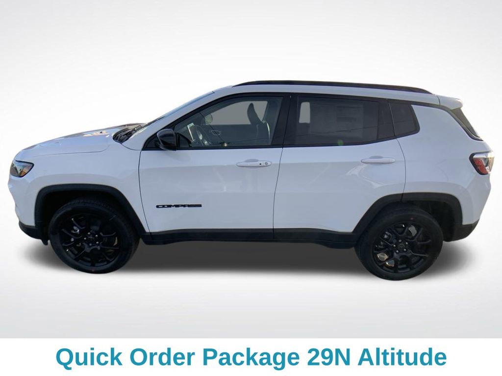 New 2026 Jeep Compass Latitude image 3