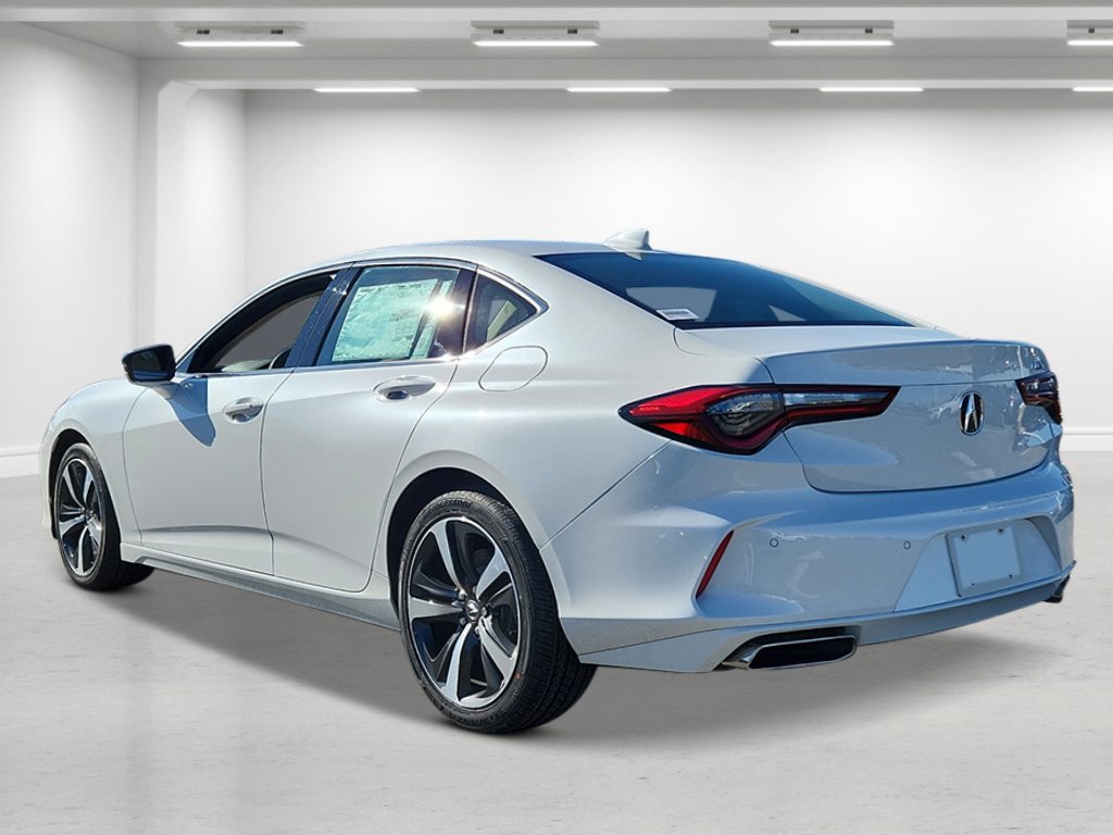 Used 2025 Acura TLX w/ Technology Package image 2