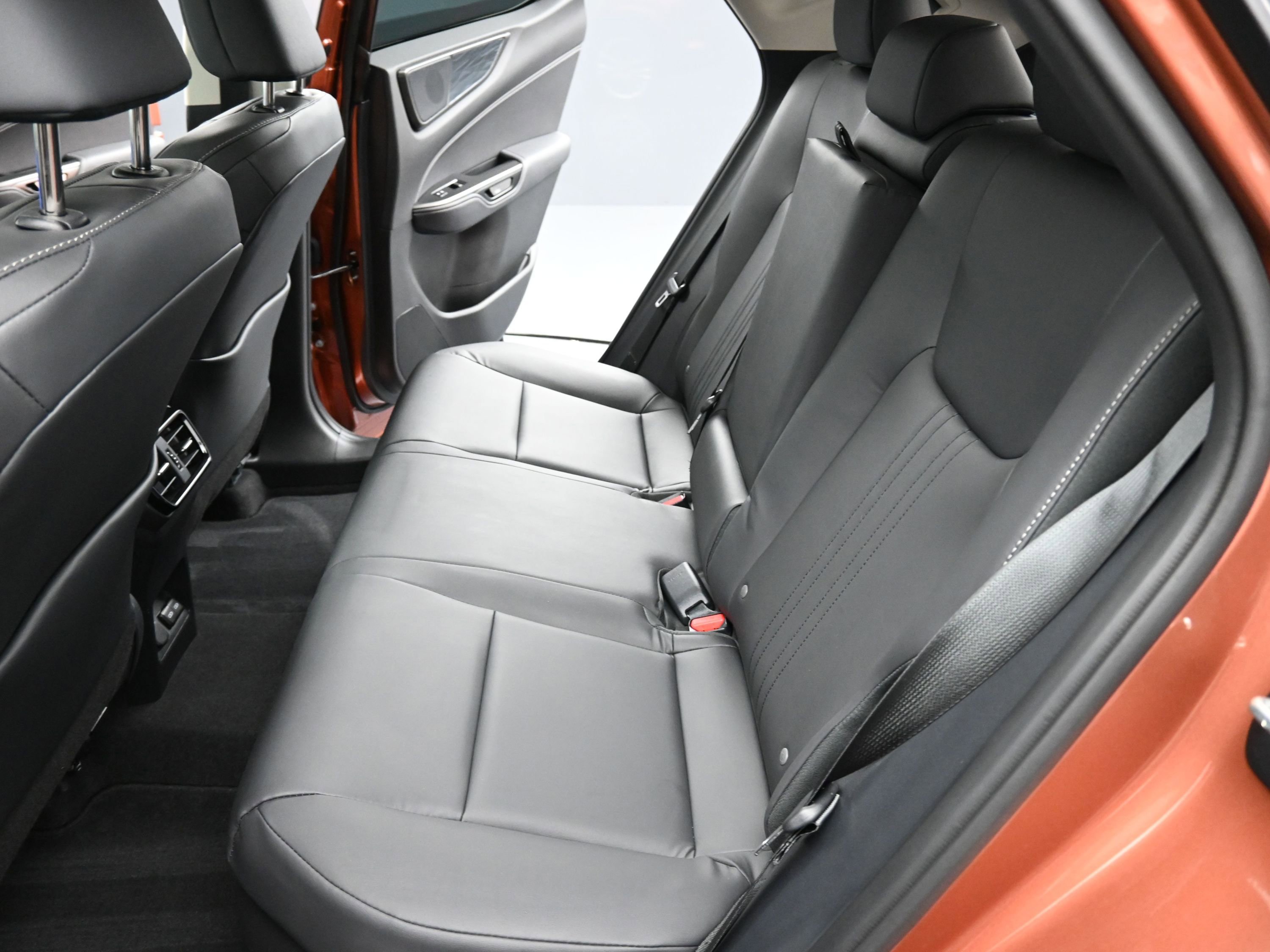 Used 2025 Lexus NX 350h AWD w/ Cold Area Package image 17