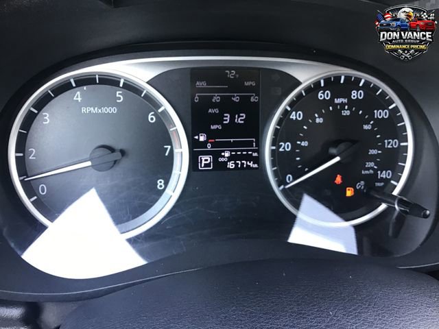 Used 2025 Nissan Versa S w/ Trunk Package FWD image 16